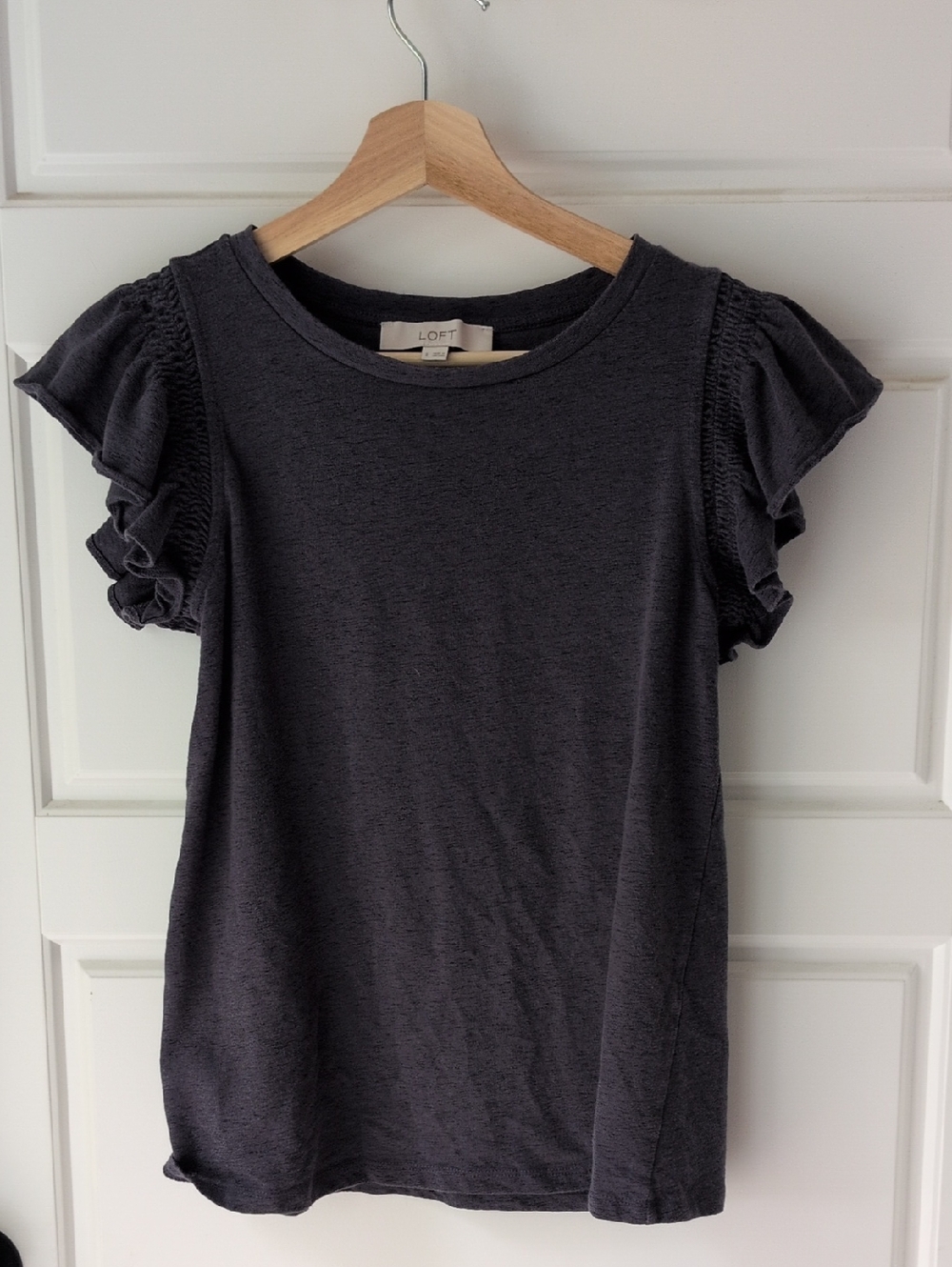 LOFT Charcoal Ruffle Sleeve Short Sleeve Tee
